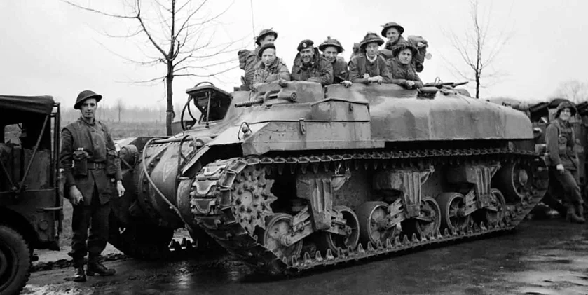 Kangaroo APC (Canada/UK) 🇬🇧 🇨🇦